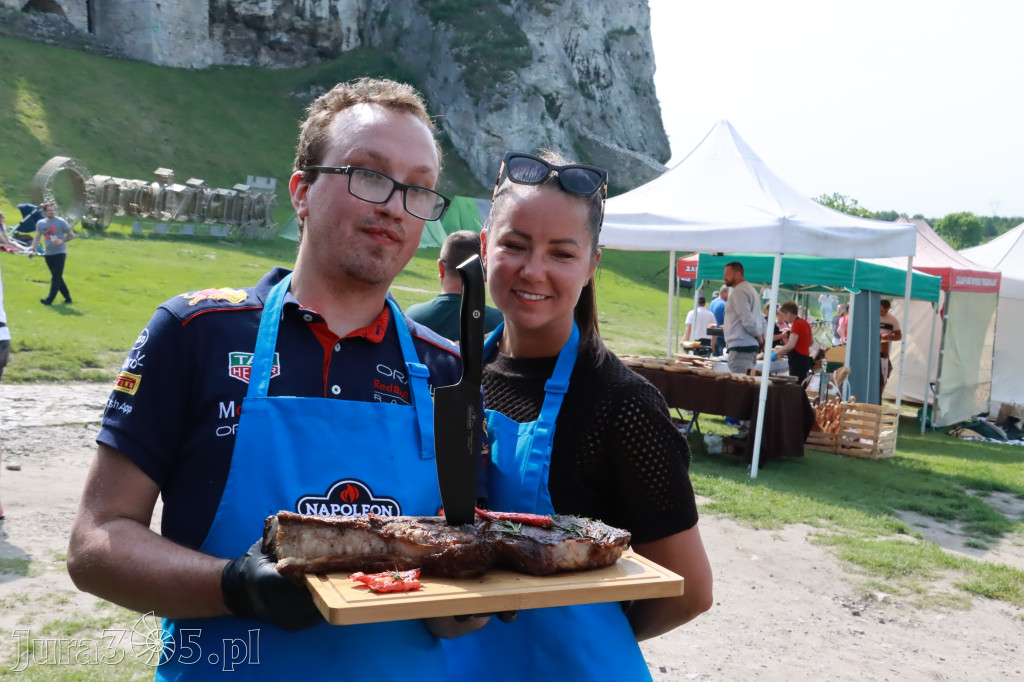 Zamek Ogrodzieniec: Mistrzostwa Polski w Grillowaniu Steków.
