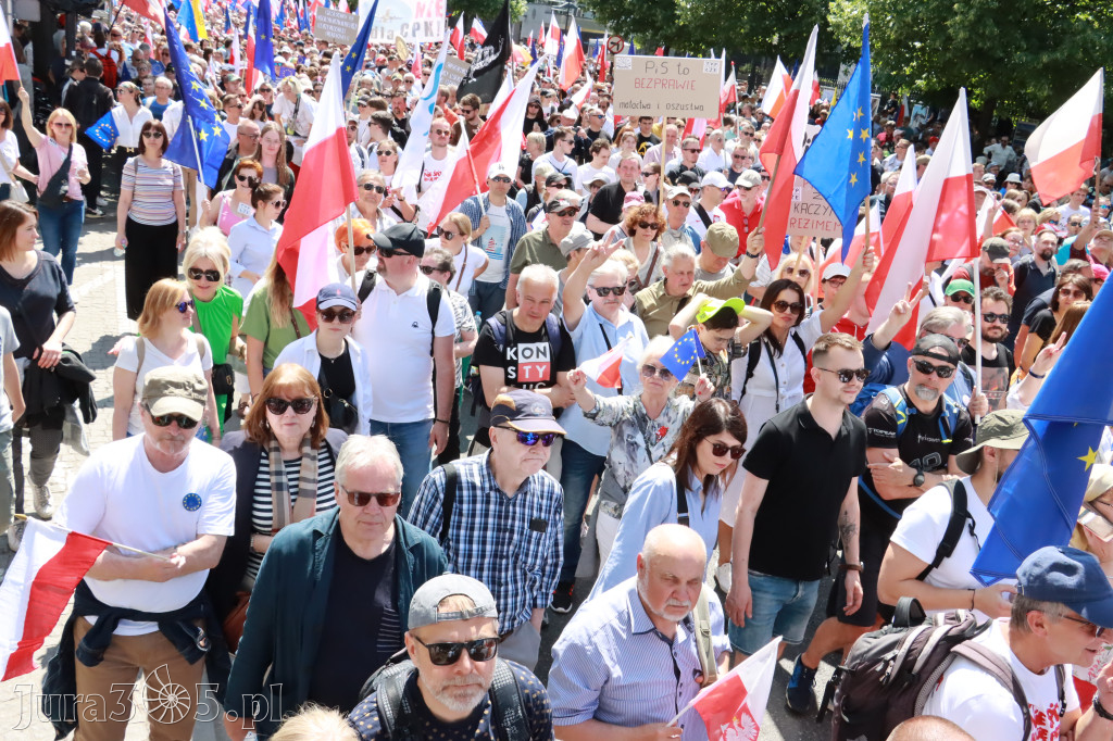 Fotorelacja: Marsz 4 czerwca w Warszawie cz. 2