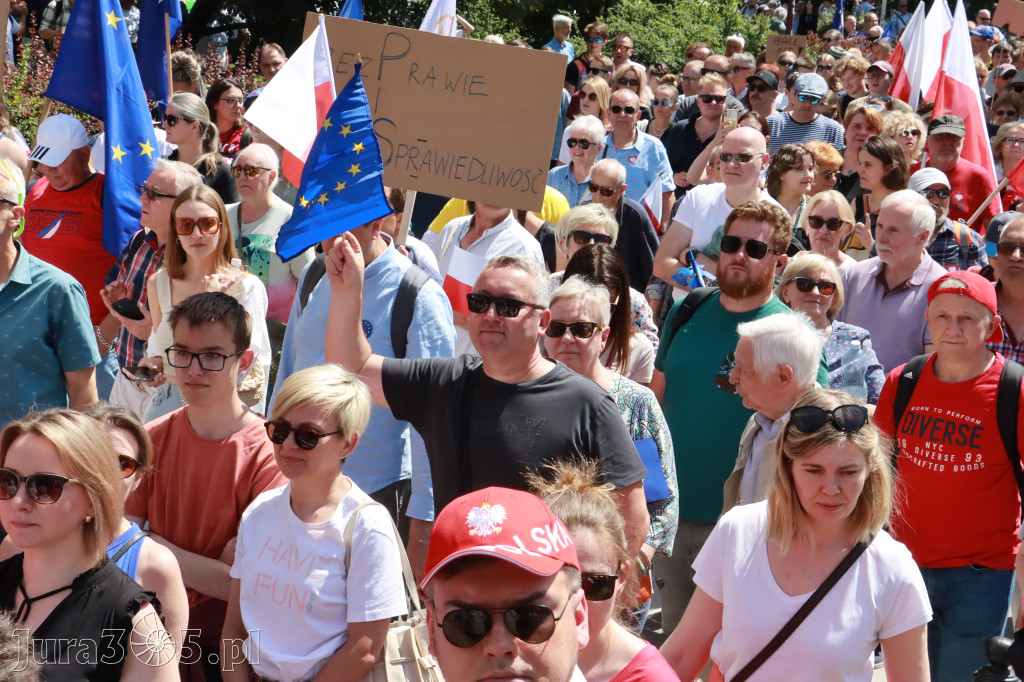 Fotorelacja: Marsz 4 czerwca w Warszawie cz. 2