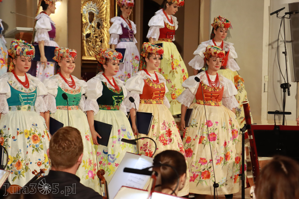 Fotorelacja: Zespół Pieśni i Tańca 