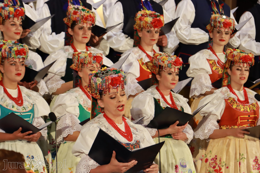Fotorelacja: Zespół Pieśni i Tańca 