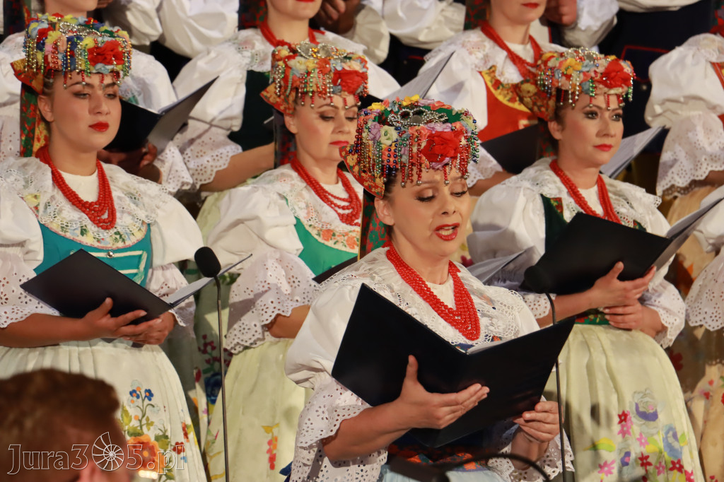 Fotorelacja: Zespół Pieśni i Tańca 