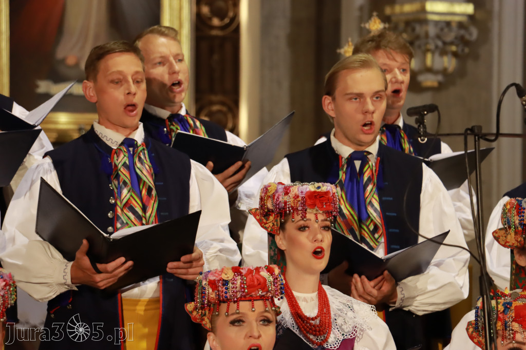 Fotorelacja: Zespół Pieśni i Tańca 