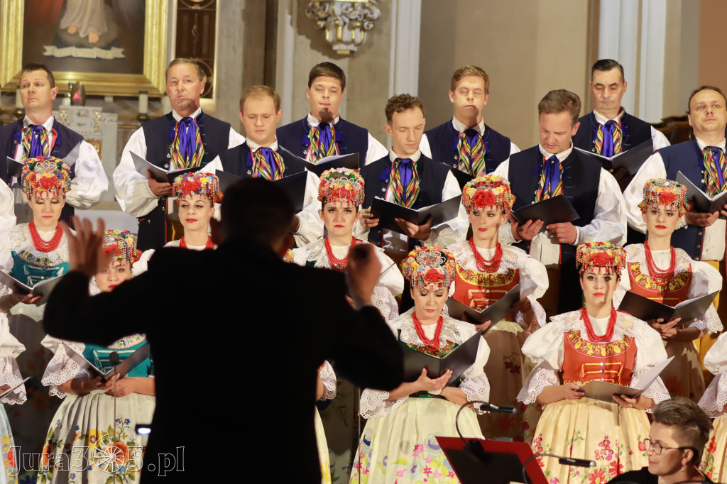 Fotorelacja: Zespół Pieśni i Tańca 