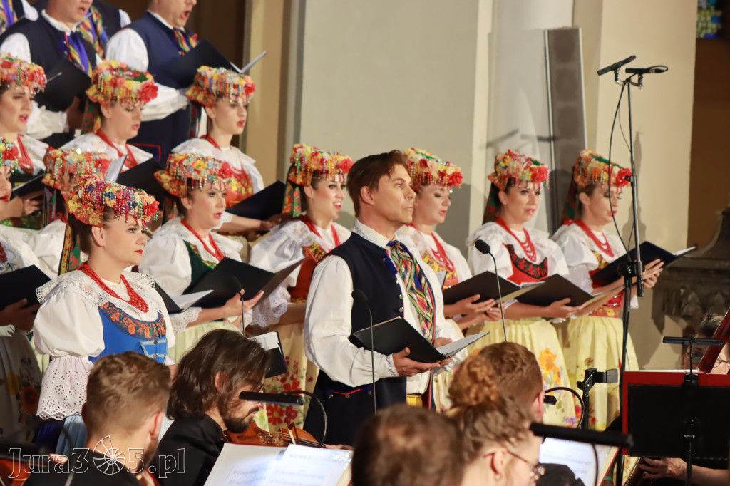 Fotorelacja: Zespół Pieśni i Tańca 