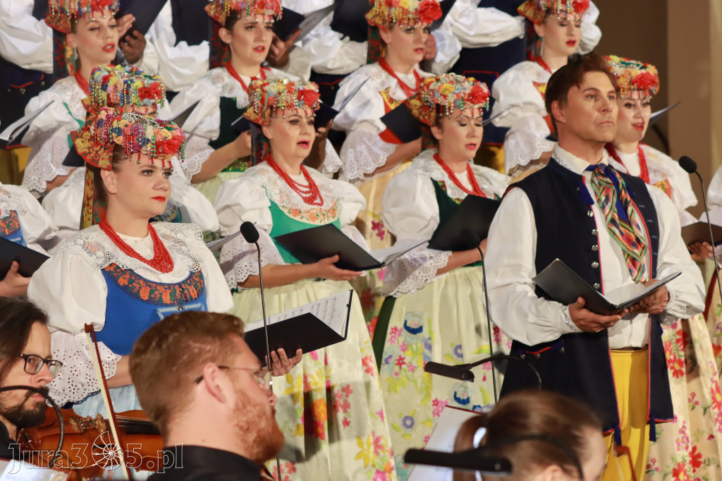 Fotorelacja: Zespół Pieśni i Tańca 