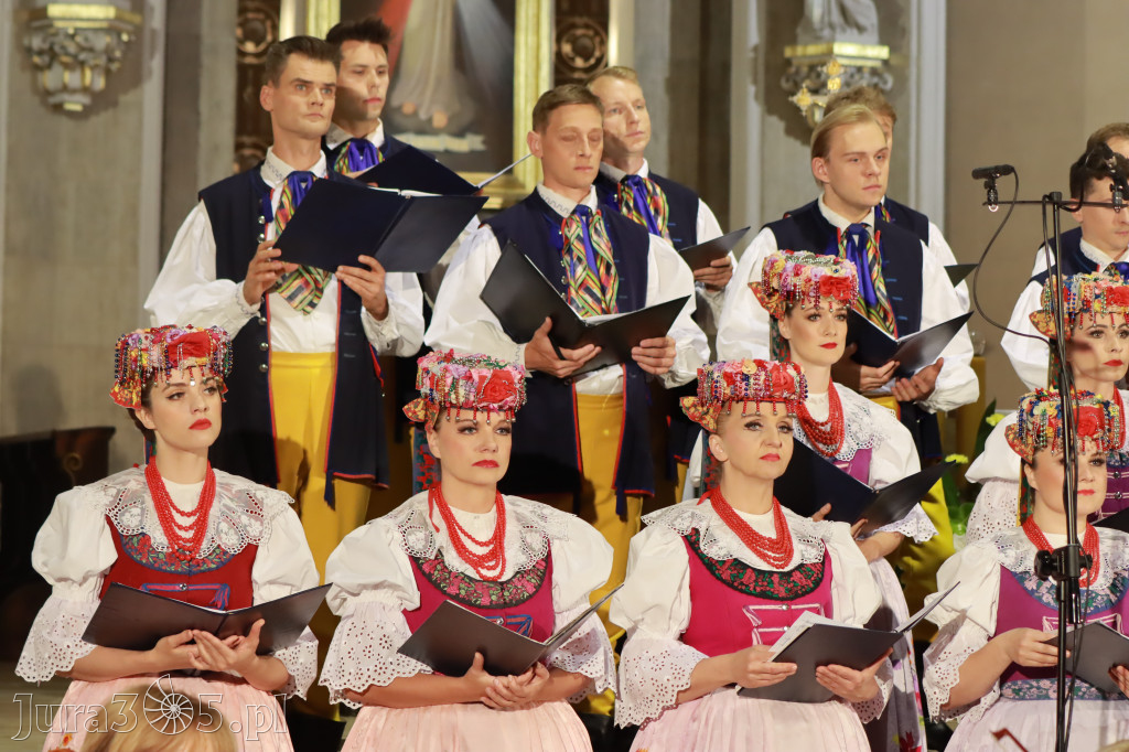 Fotorelacja: Zespół Pieśni i Tańca 