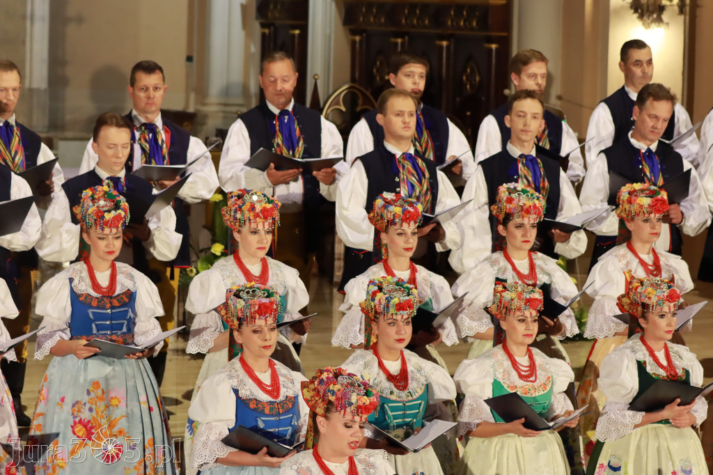 Fotorelacja: Zespół Pieśni i Tańca 