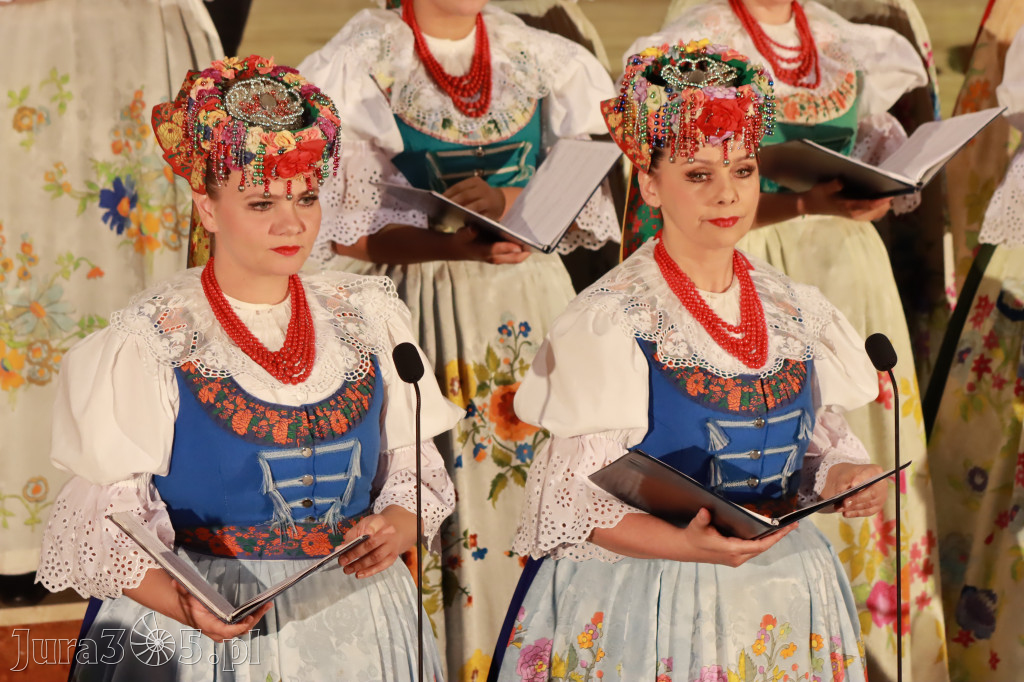Fotorelacja: Zespół Pieśni i Tańca 