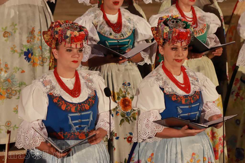 Fotorelacja: Zespół Pieśni i Tańca 