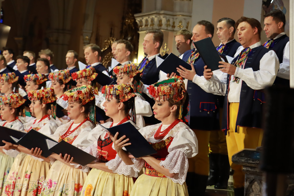 Fotorelacja: Zespół Pieśni i Tańca 