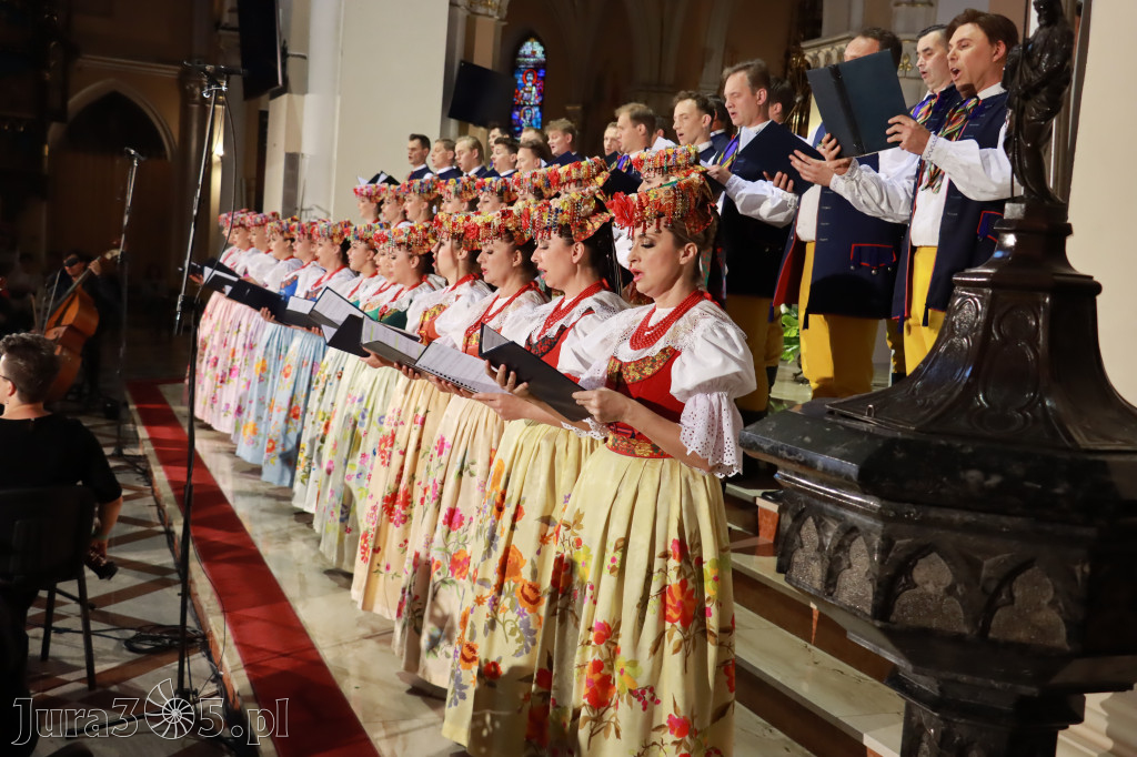 Fotorelacja: Zespół Pieśni i Tańca 