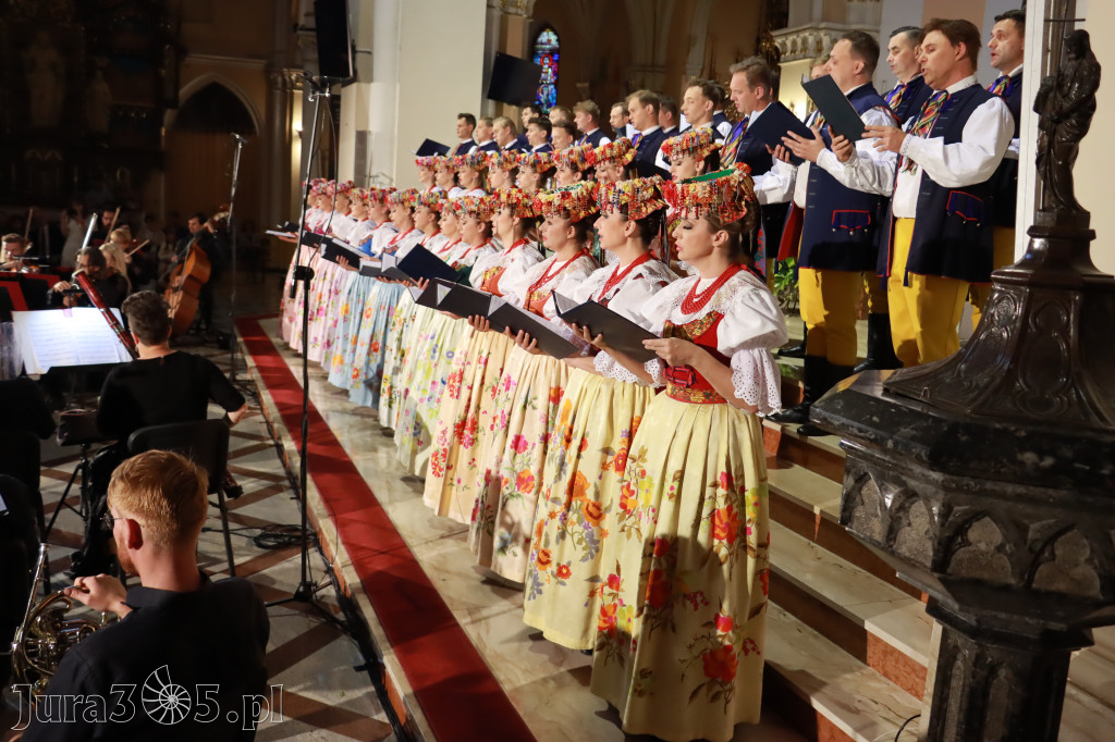 Fotorelacja: Zespół Pieśni i Tańca 