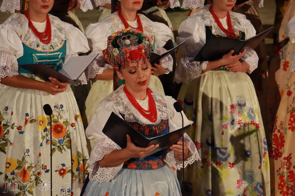 Fotorelacja: Zespół Pieśni i Tańca 