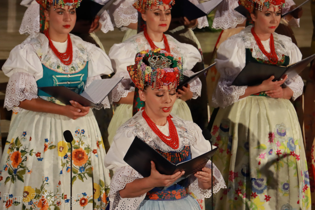 Fotorelacja: Zespół Pieśni i Tańca 