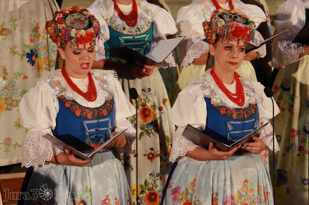 Fotorelacja: Zespół Pieśni i Tańca 