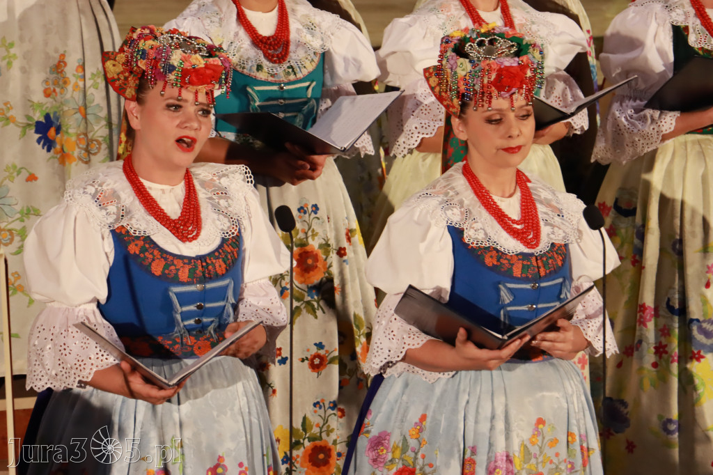 Fotorelacja: Zespół Pieśni i Tańca 