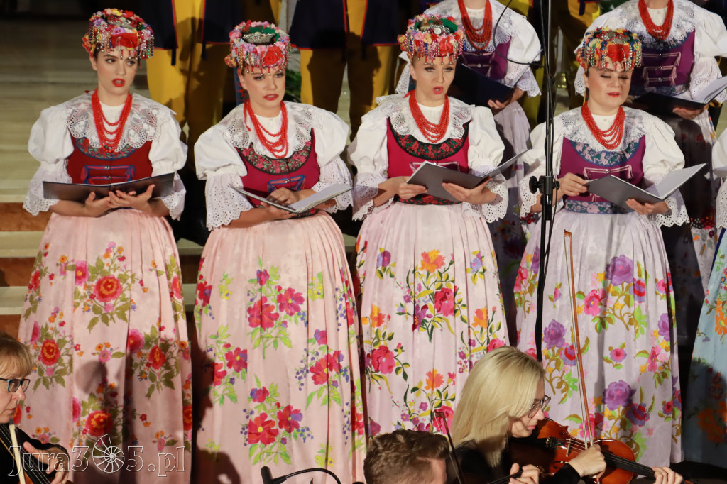 Fotorelacja: Zespół Pieśni i Tańca 