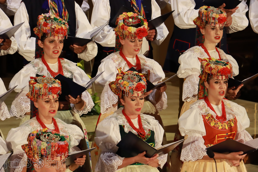 Fotorelacja: Zespół Pieśni i Tańca 
