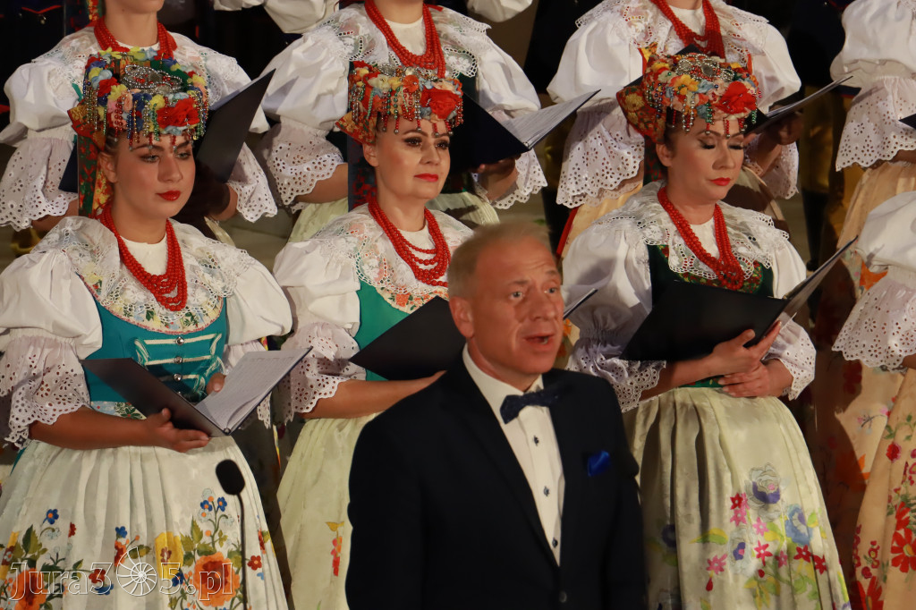 Fotorelacja: Zespół Pieśni i Tańca 