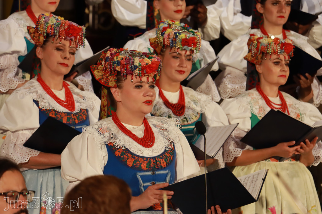 Fotorelacja: Zespół Pieśni i Tańca 