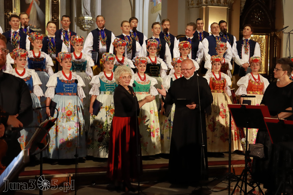 Fotorelacja: Zespół Pieśni i Tańca 