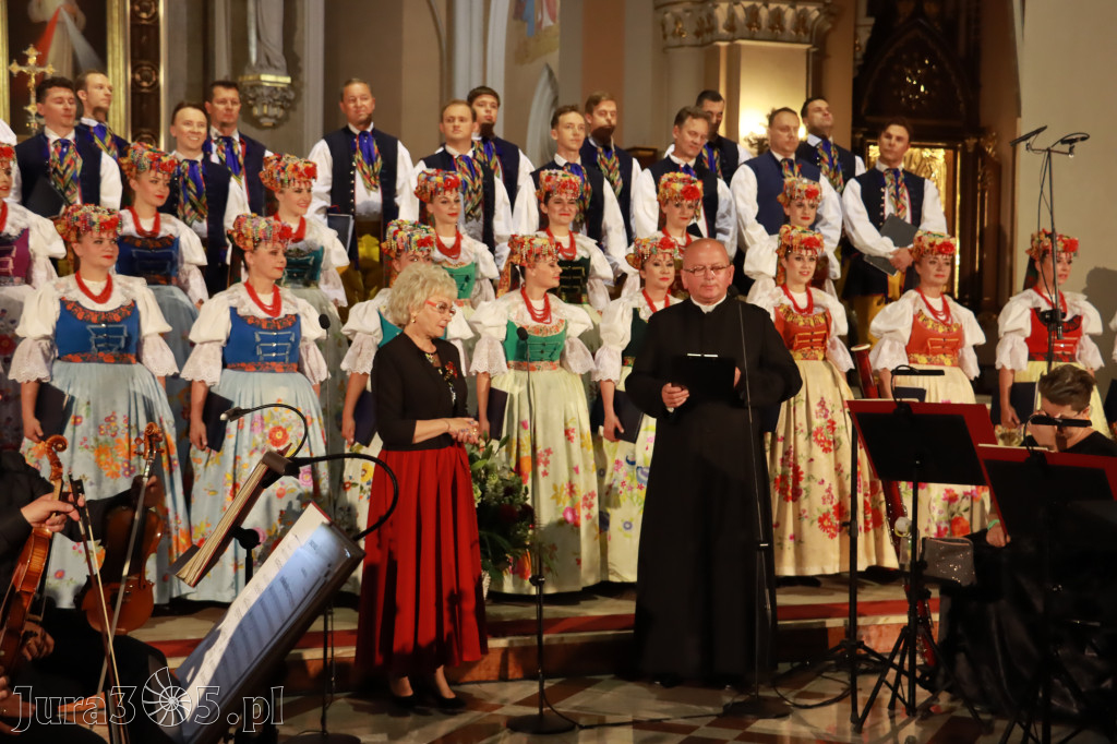 Fotorelacja: Zespół Pieśni i Tańca 