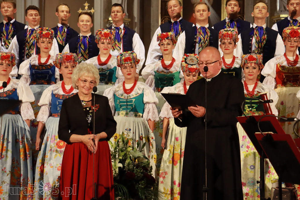 Fotorelacja: Zespół Pieśni i Tańca 