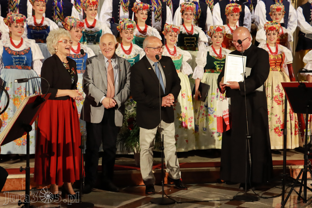 Fotorelacja: Zespół Pieśni i Tańca 