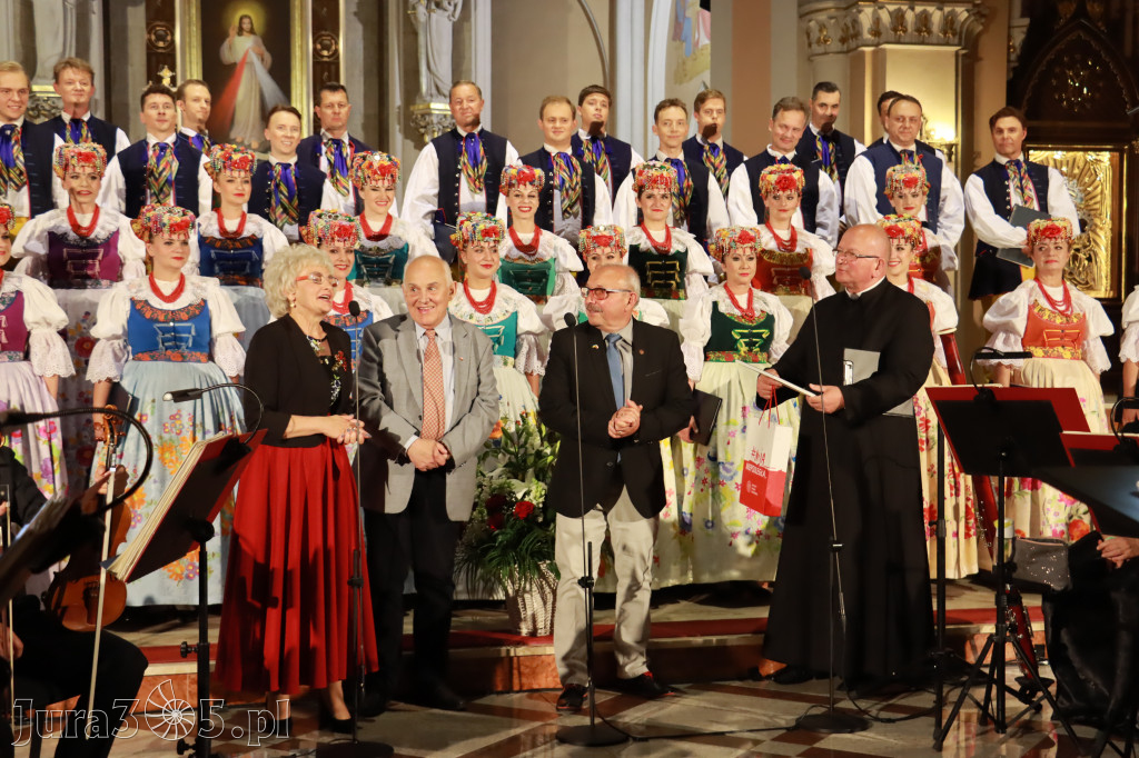 Fotorelacja: Zespół Pieśni i Tańca 