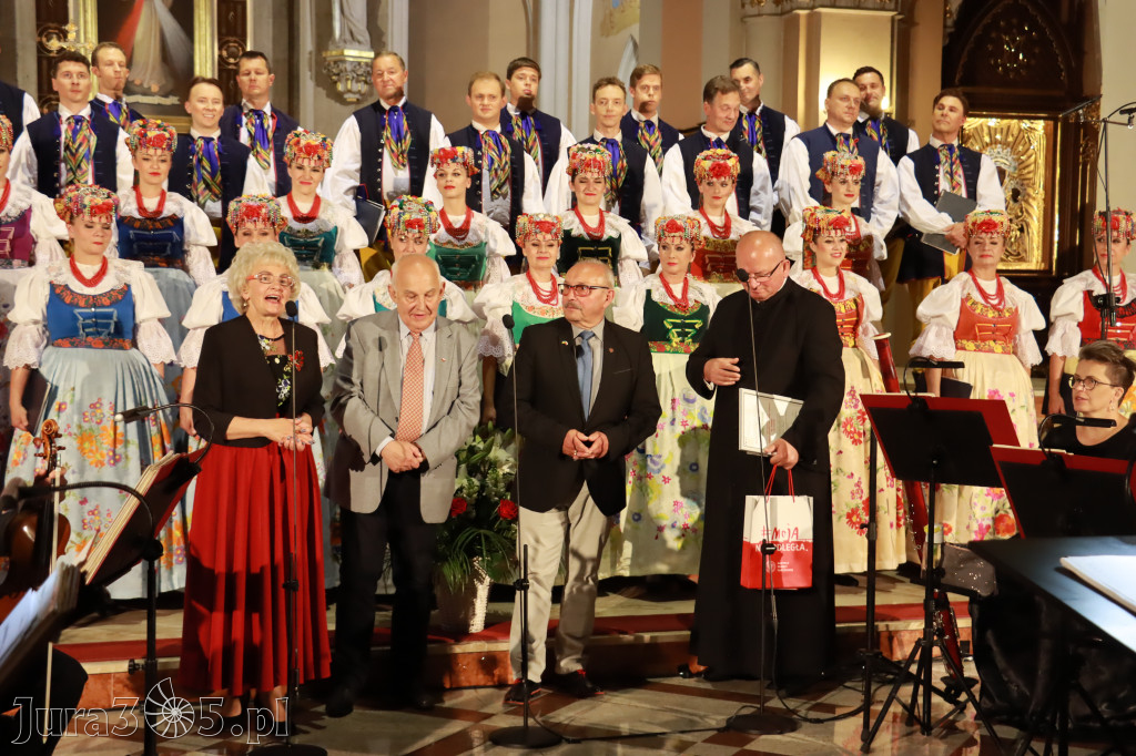 Fotorelacja: Zespół Pieśni i Tańca 