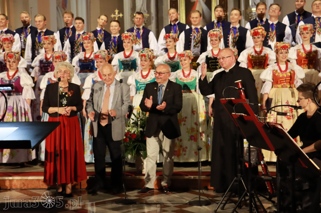 Fotorelacja: Zespół Pieśni i Tańca 