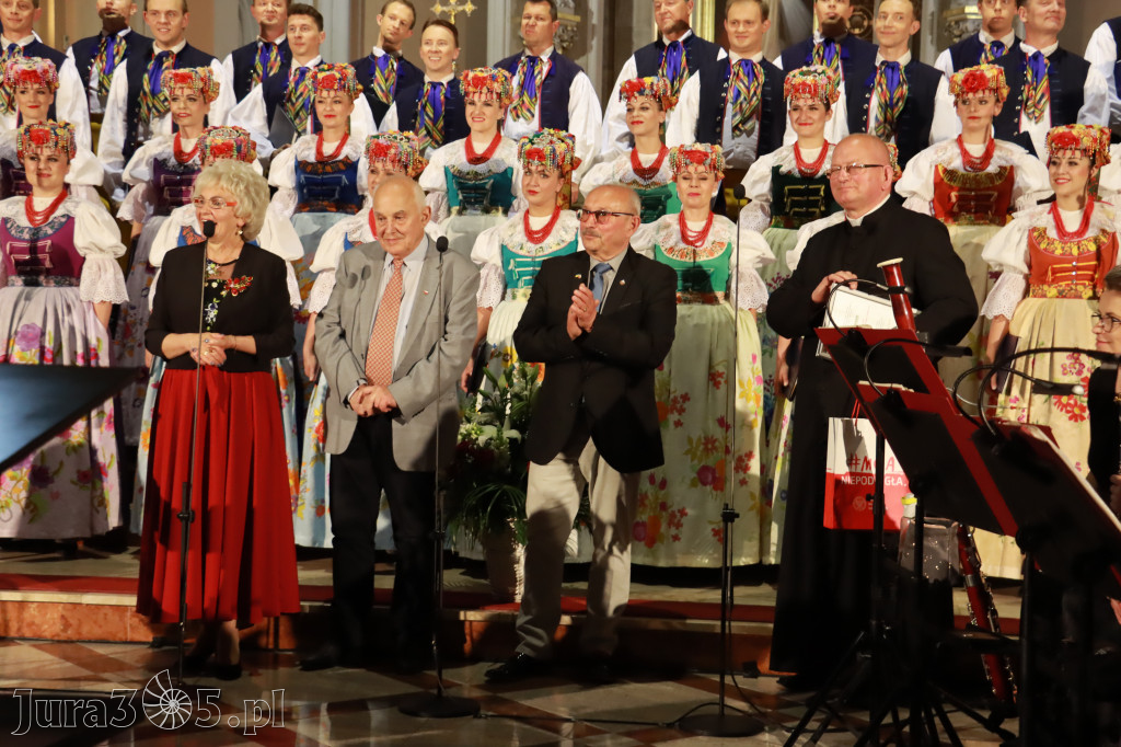 Fotorelacja: Zespół Pieśni i Tańca 