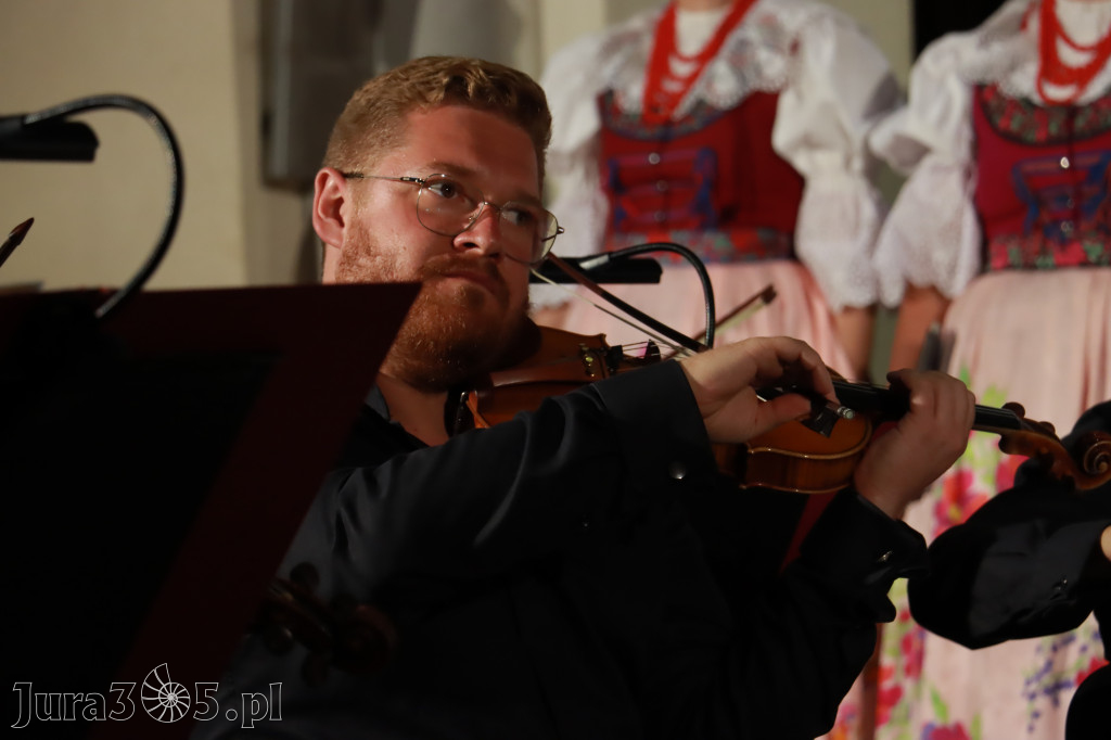 Fotorelacja: Zespół Pieśni i Tańca 