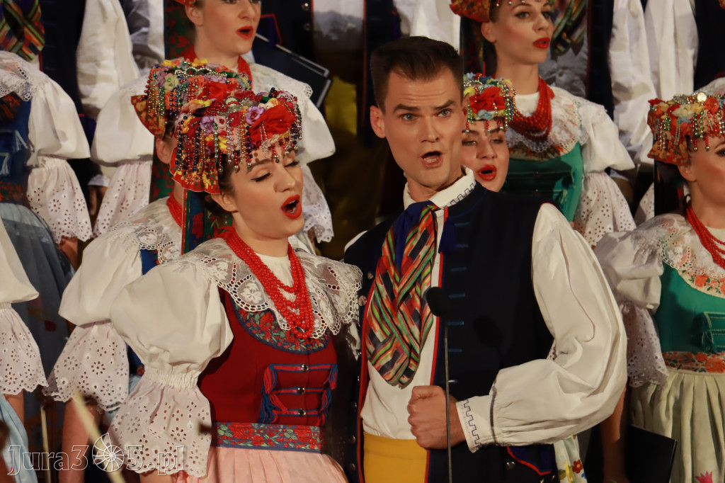 Fotorelacja: Zespół Pieśni i Tańca 