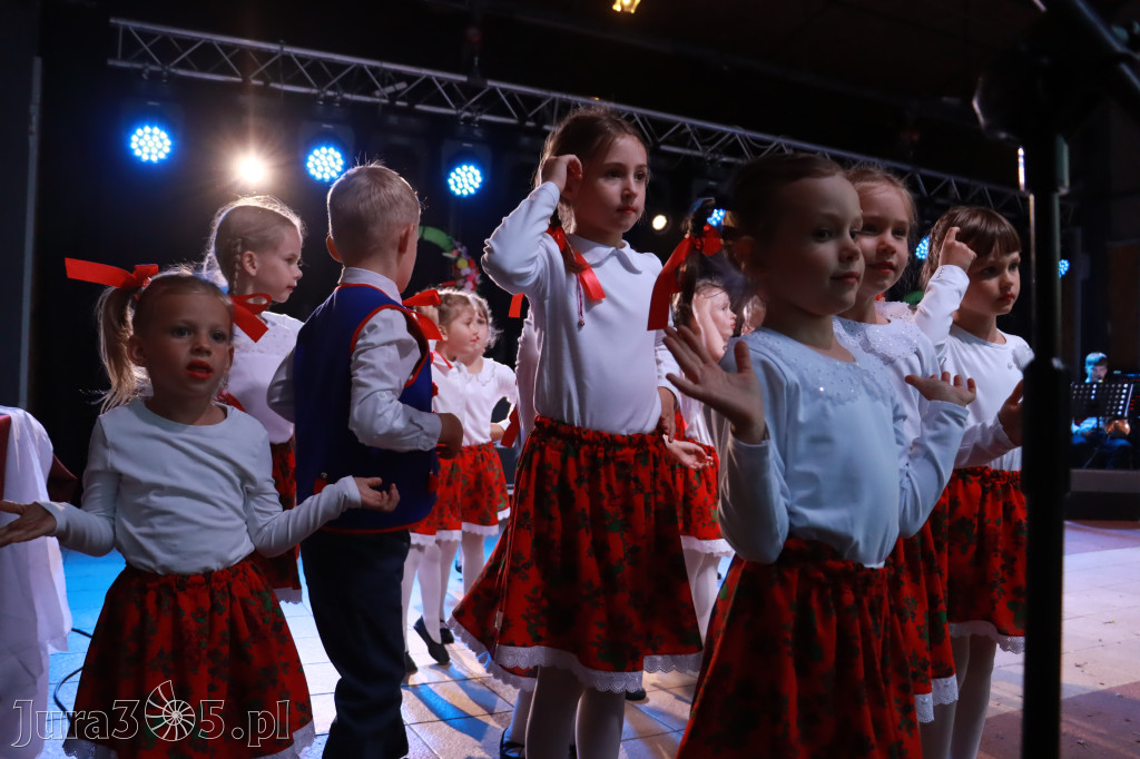 Fotorelacja Spektakl Wiankowy I - Kroczyckie Wianki 2023r.