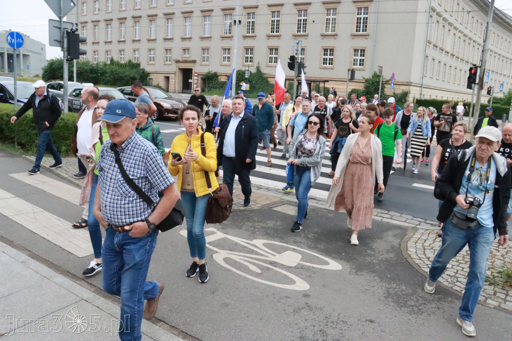 Fotorelacja: Wiec Donalda Tuska we Wrocławiu.