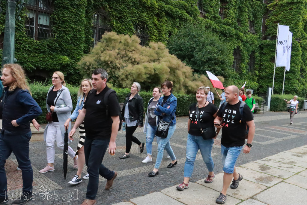 Fotorelacja: Wiec Donalda Tuska we Wrocławiu.