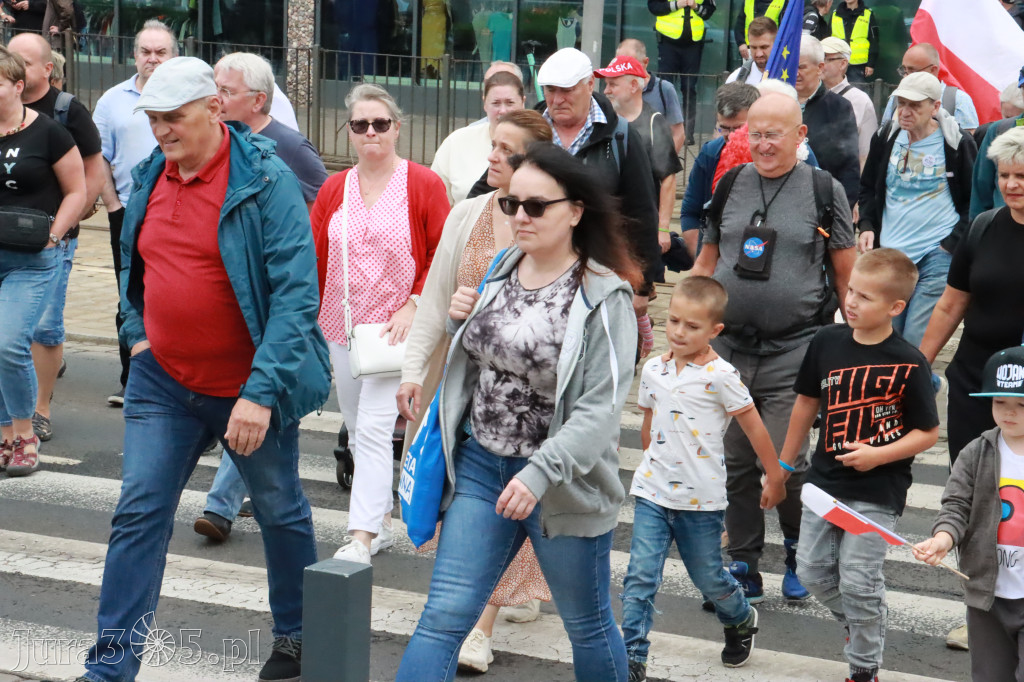 Fotorelacja: Wiec Donalda Tuska we Wrocławiu.