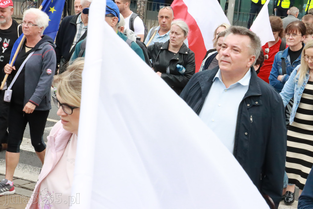 Fotorelacja: Wiec Donalda Tuska we Wrocławiu.