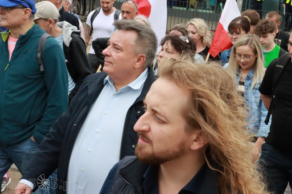 Fotorelacja: Wiec Donalda Tuska we Wrocławiu.