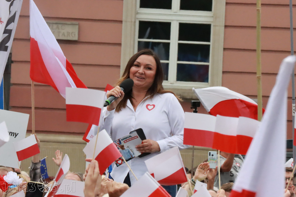 Fotorelacja: Wiec Donalda Tuska we Wrocławiu.