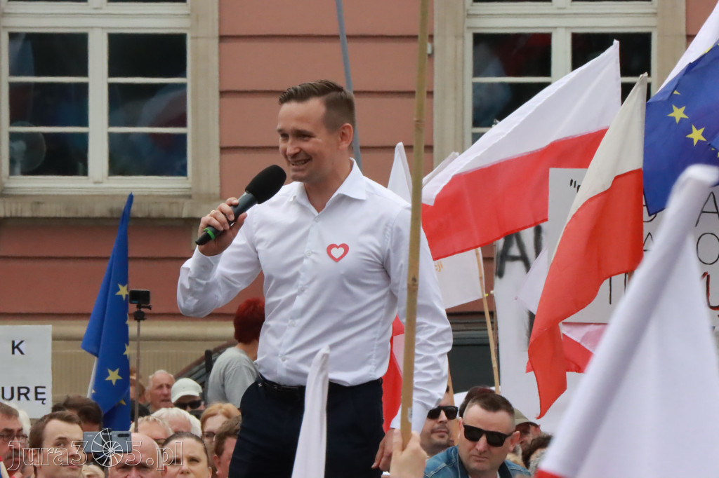 Fotorelacja: Wiec Donalda Tuska we Wrocławiu.