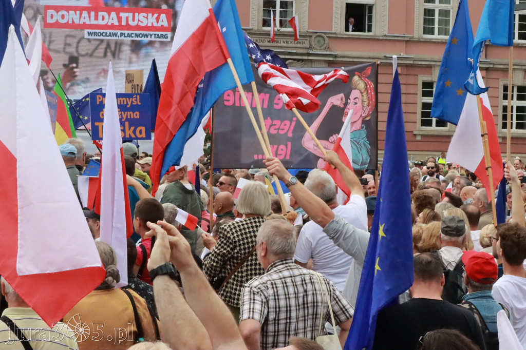 Fotorelacja: Wiec Donalda Tuska we Wrocławiu.