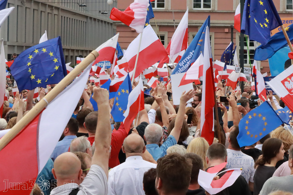 Fotorelacja: Wiec Donalda Tuska we Wrocławiu.