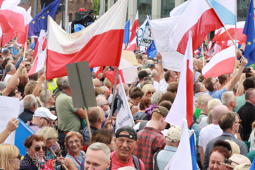 Fotorelacja: Wiec Donalda Tuska we Wrocławiu.