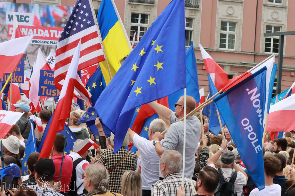 Fotorelacja: Wiec Donalda Tuska we Wrocławiu.