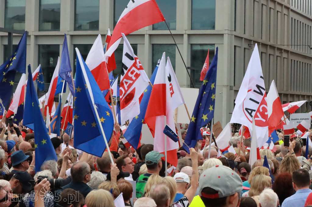 Fotorelacja: Wiec Donalda Tuska we Wrocławiu.