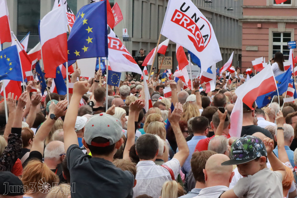 Fotorelacja: Wiec Donalda Tuska we Wrocławiu.