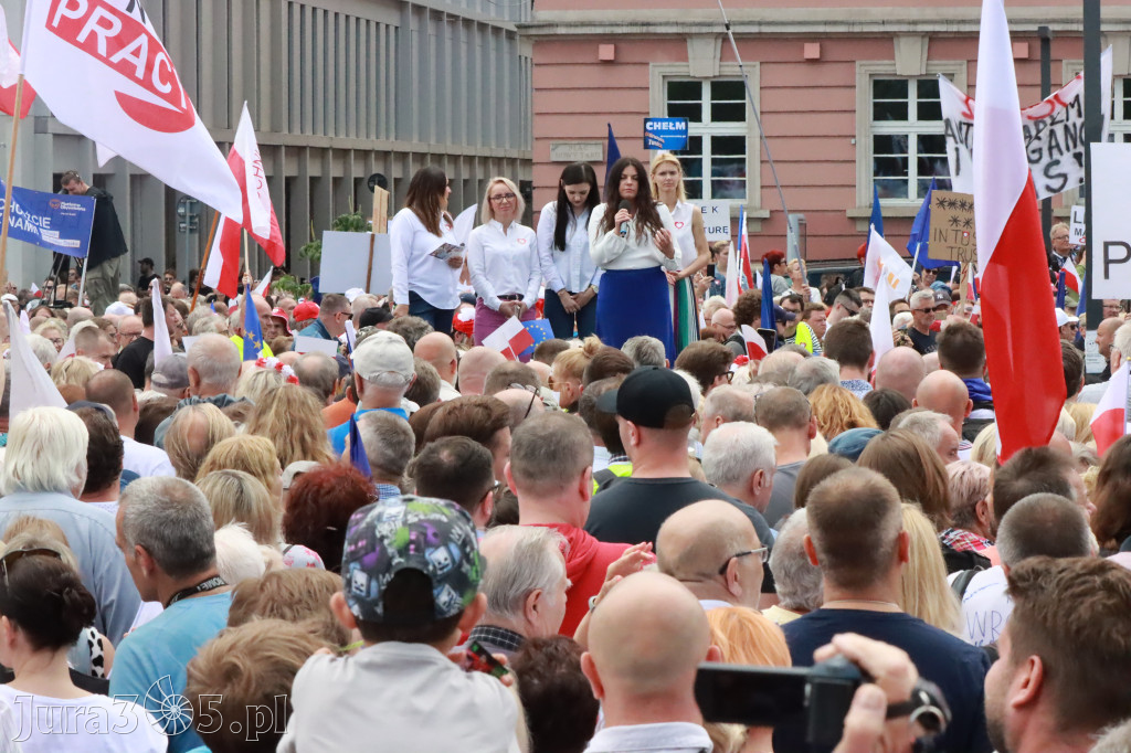 Fotorelacja: Wiec Donalda Tuska we Wrocławiu.
